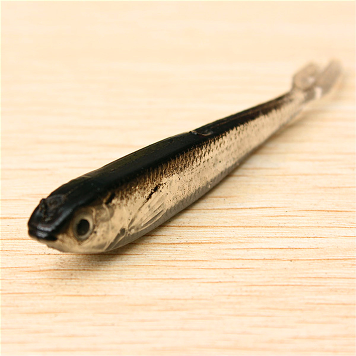 10PCS Metal Fishing Sequins Hooks Baits Feather Fishhook Tackle Attract