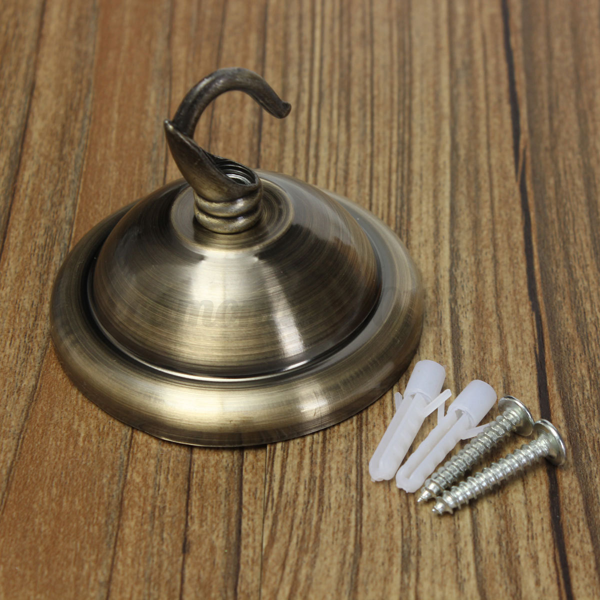 Lampadario per soffitto basso: un mini appartamento di 50 mq che ...