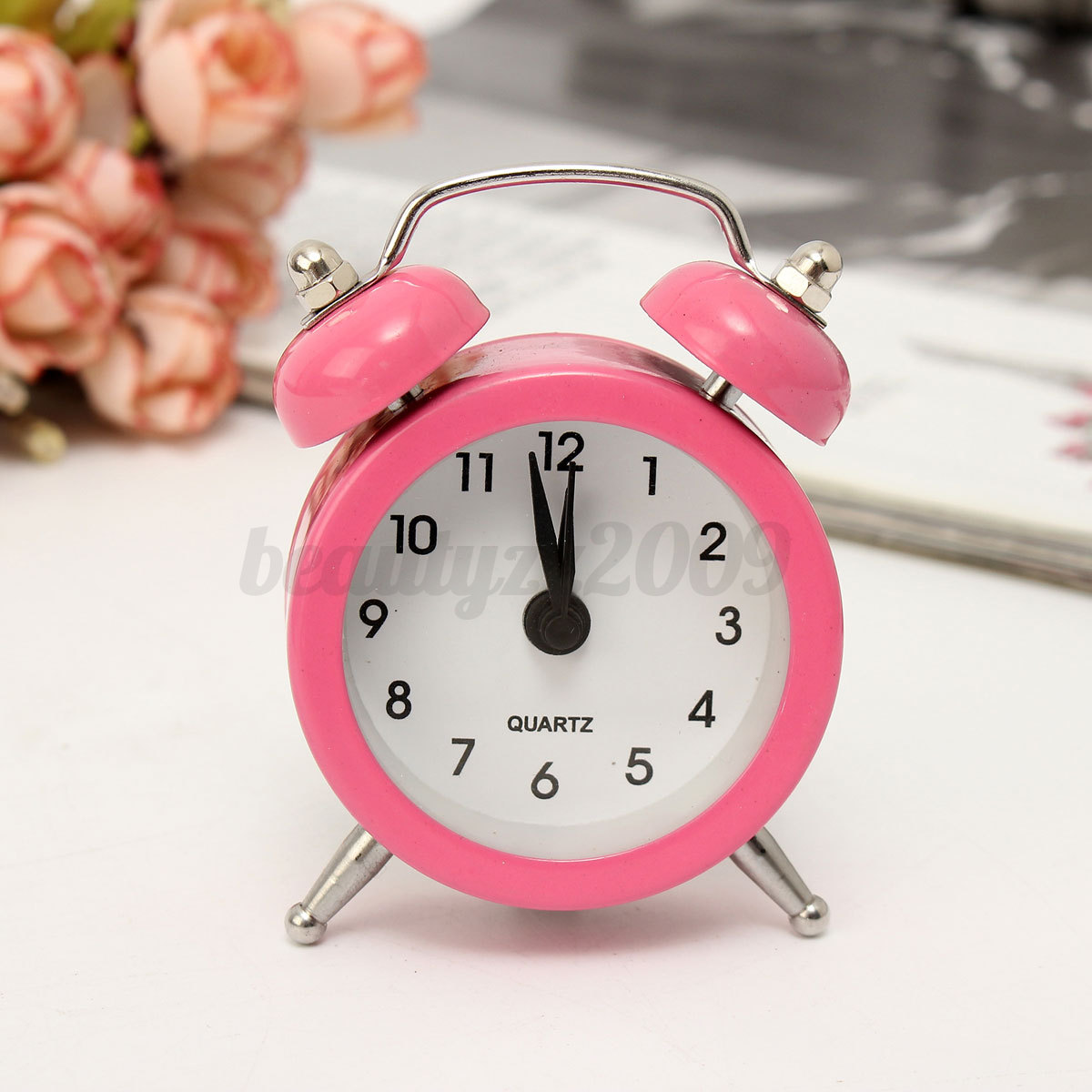Vintage Twin Bell Alarm Clock Traditional Quartz Bedside Desk Vintage Twin Bell Alarm Clock Traditional Quartz Bedside