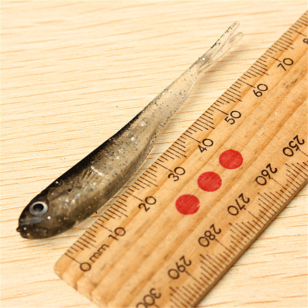 10PCS Metal Fishing Sequins Hooks Baits Feather Fishhook Tackle Attract