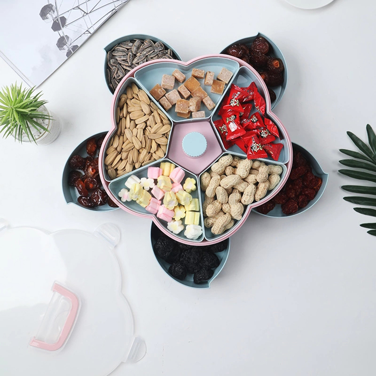 Flower Design Rotating Candy Box 2-Layer Dried Fruit Plate Snack-Serving Tray Flower Design Rotating Candy Box 2-Layer Dried Fruit Plate Snack-Serving Tray