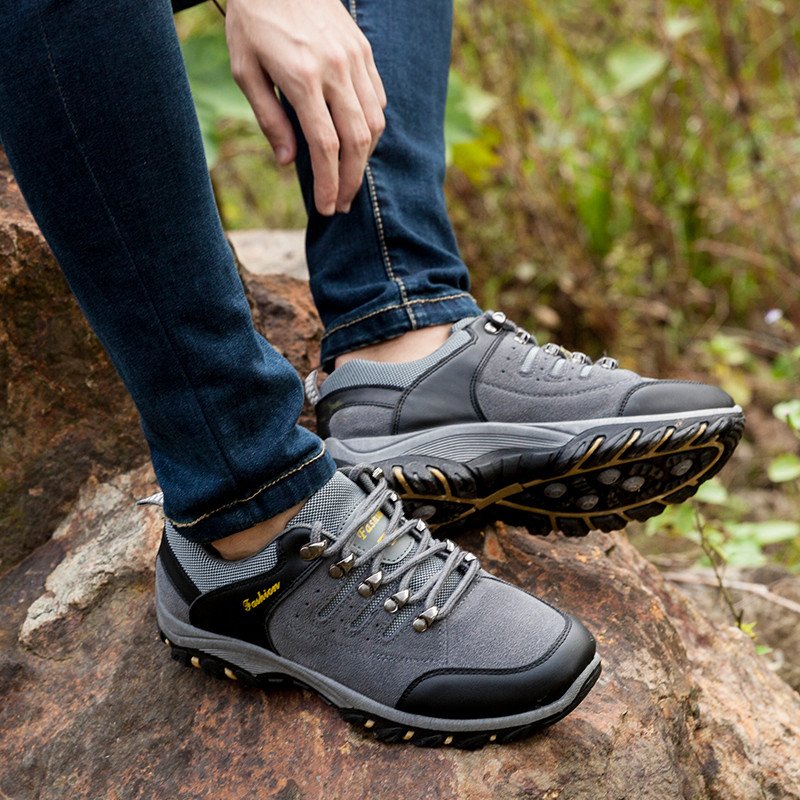 summer hiking boots men's